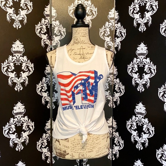 Tops - 🍀 NWT! American Flag MTV Tank!